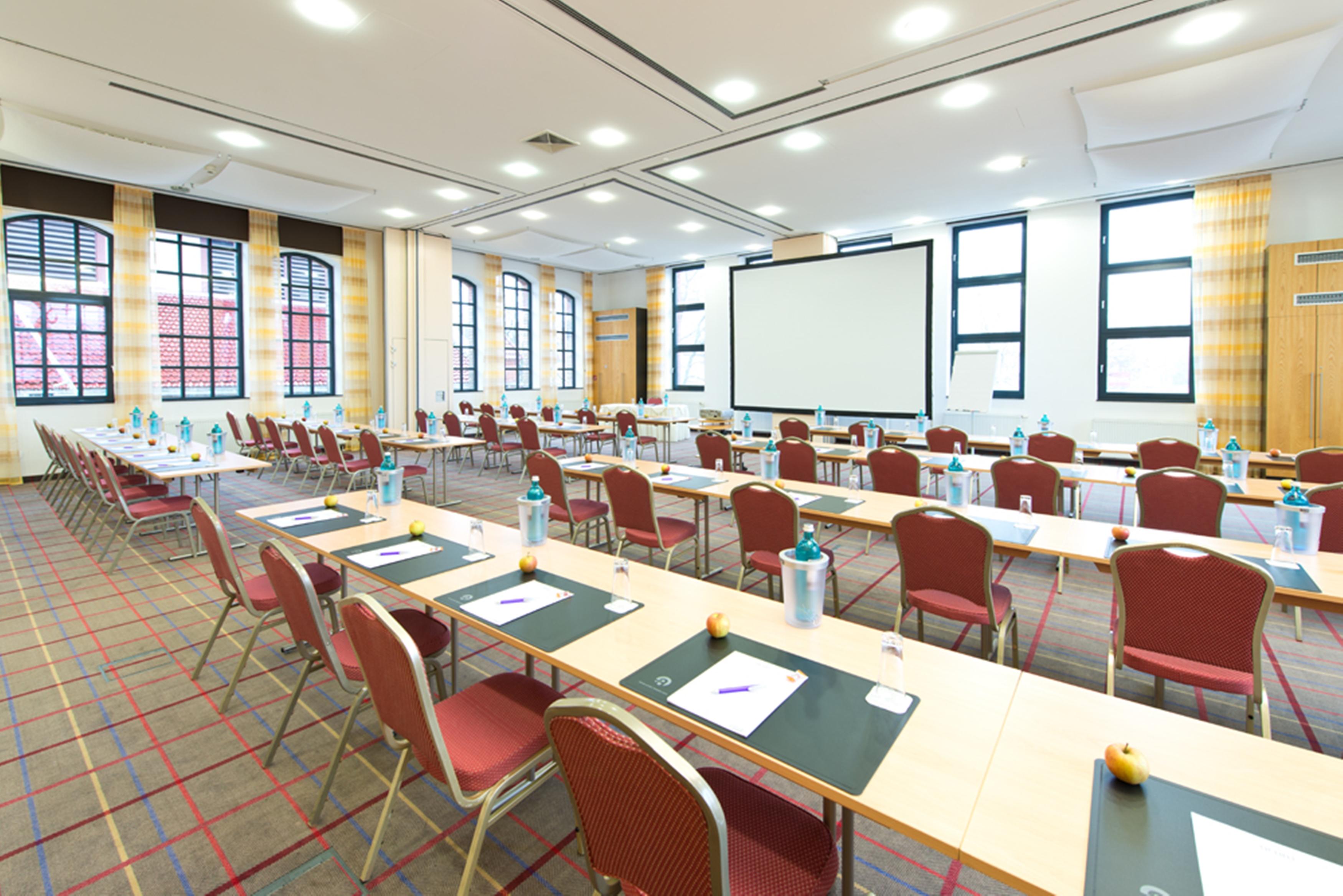 Achat Hotel Offenbach Plaza Екстериор снимка