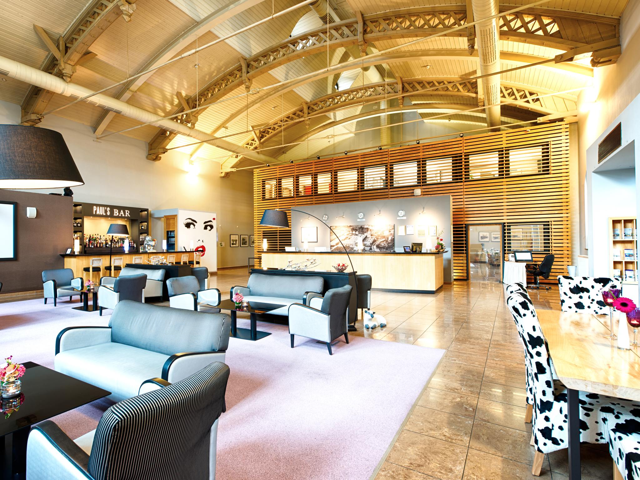 Achat Hotel Offenbach Plaza Екстериор снимка